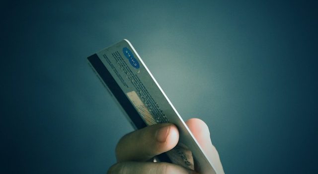 Kad Kredit, Kad Caj atau Kad Debit, Mana Pilihan Yang Untung